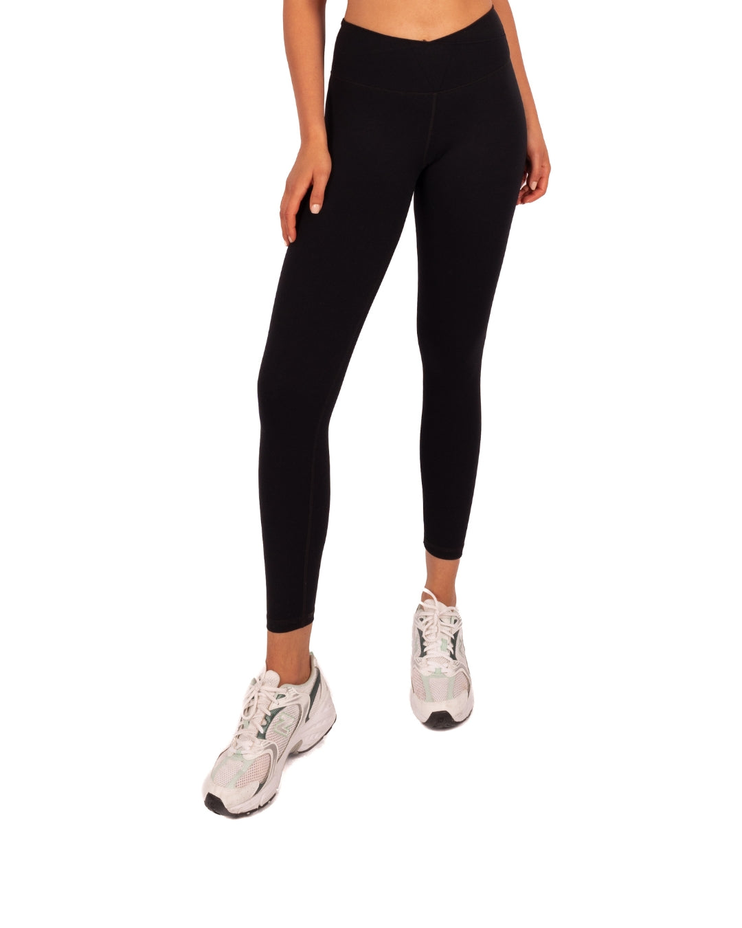 Calza Deportiva Mujer 7/8 Pretina Cruzada Negra