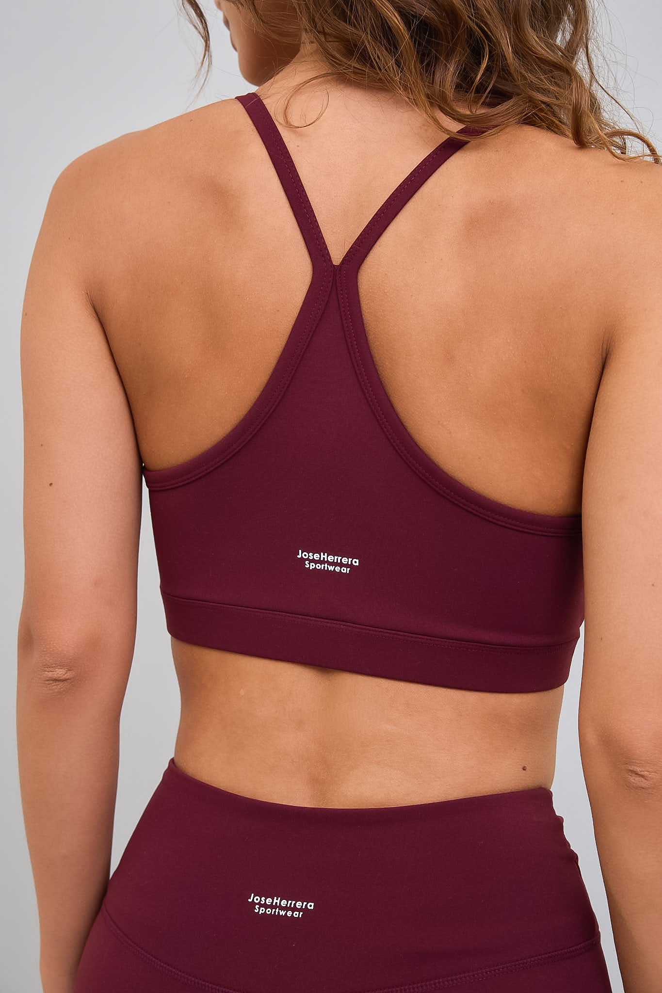 Peto Deportivo Crop Recogido Frontal Tinto