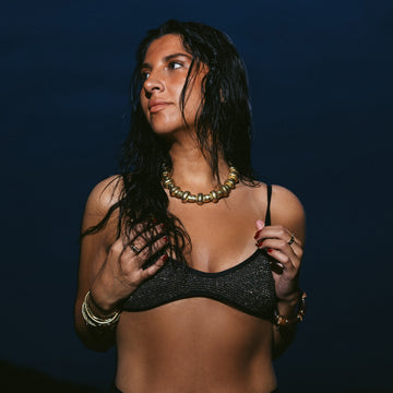 Top de Bikini Escote Redondo Veronica Brillo Negro by Paula y Sofía Fernández