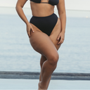 Bottom de Bikini Tiro Alto Alessandra Negro