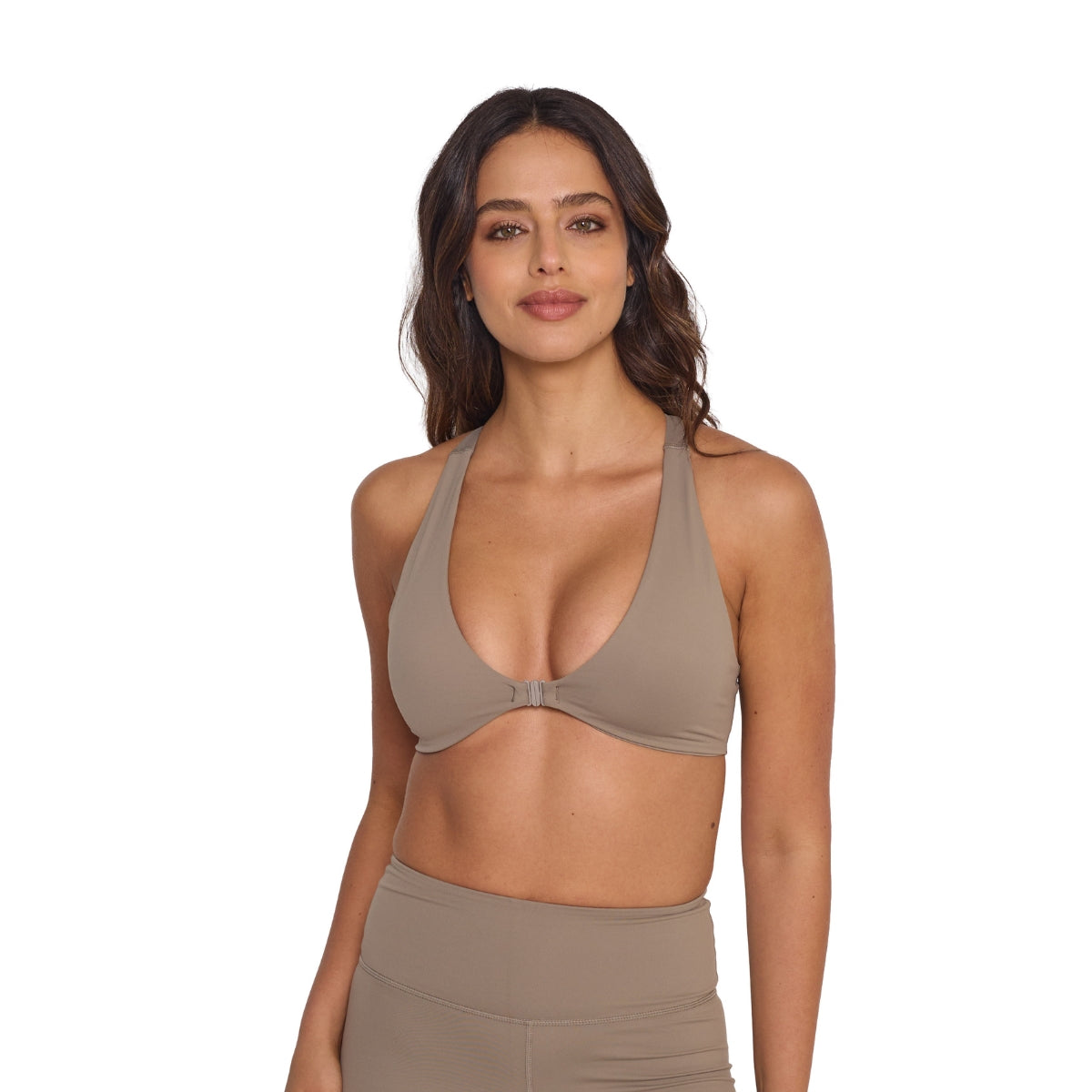 Peto Deportivo en V Con Broche Kate Vison