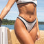 Bottom de Bikini sin Elástico Alegra Crema Negro