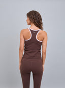 Polera Deportiva Elasticada Sin Mangas Emilia Chocolate Rosa