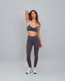 Calza Deportiva 7/8 Pretina Cruzada Gris Oscuro