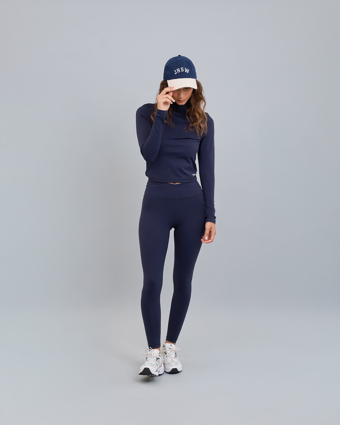 Polera Deportiva Medio Cierre Cuello Alto Azul Marino